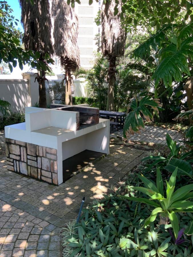 702 Oyster Schelles Appartement Durban Buitenkant foto